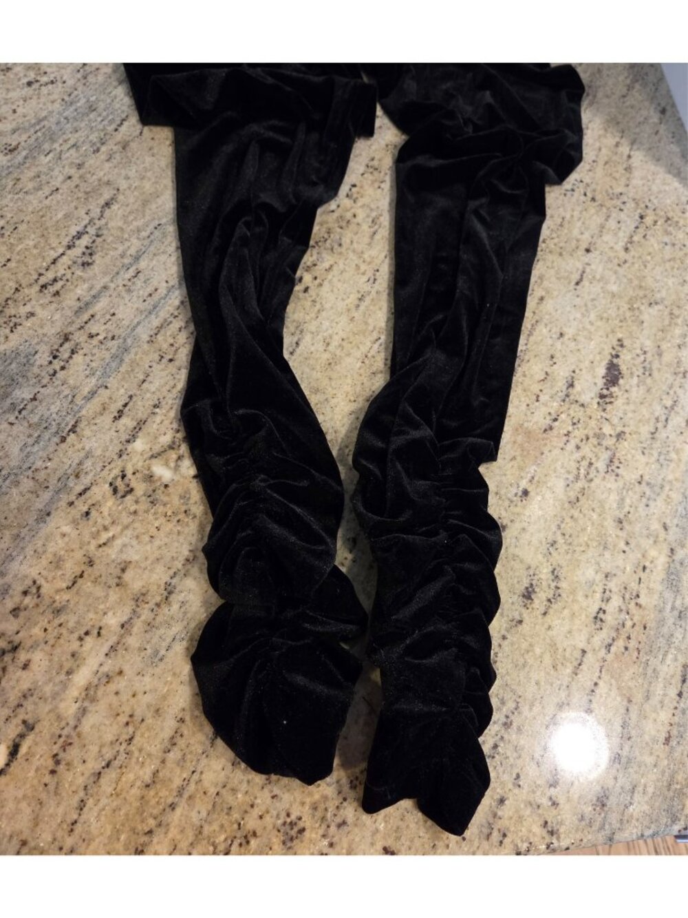 New! The Pyramid Collection Sz S Black Velvet Leggings Tappered Leg Ruched Goth - Picture 13 of 14